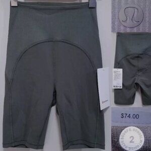 Lululemon Blissful Bend Short 2 XXS SHR Green Crop Capri NEW Striped Leggings